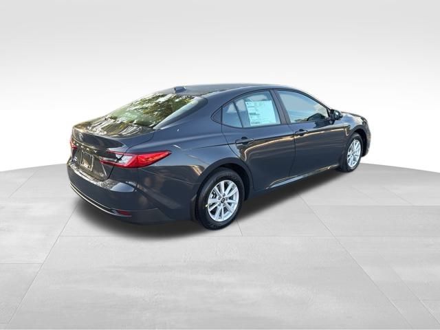 2026 Toyota Camry LE photo 6