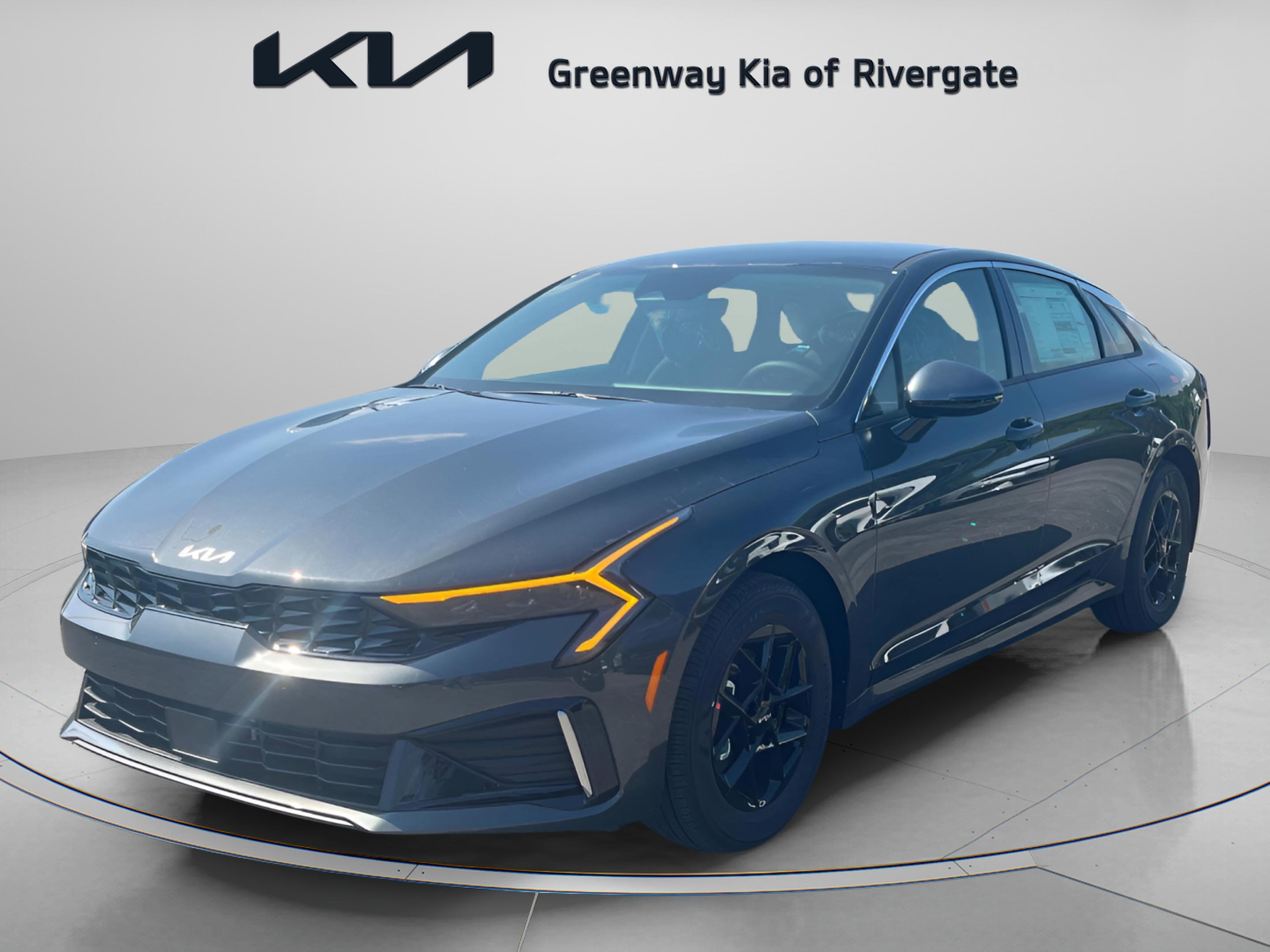2025 Kia K5 LXS photo 3