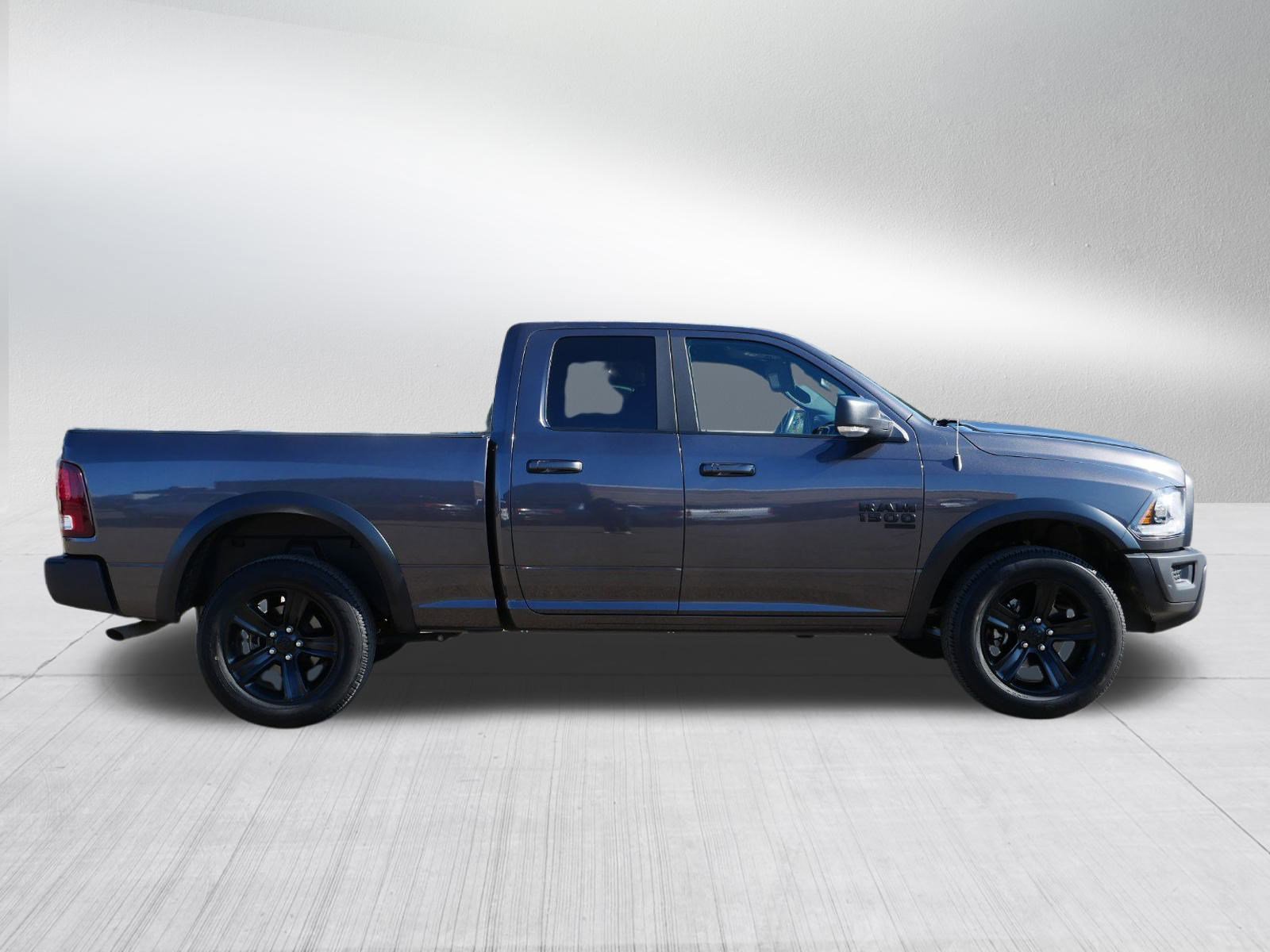 2022 Ram 1500 Classic Warlock photo 8