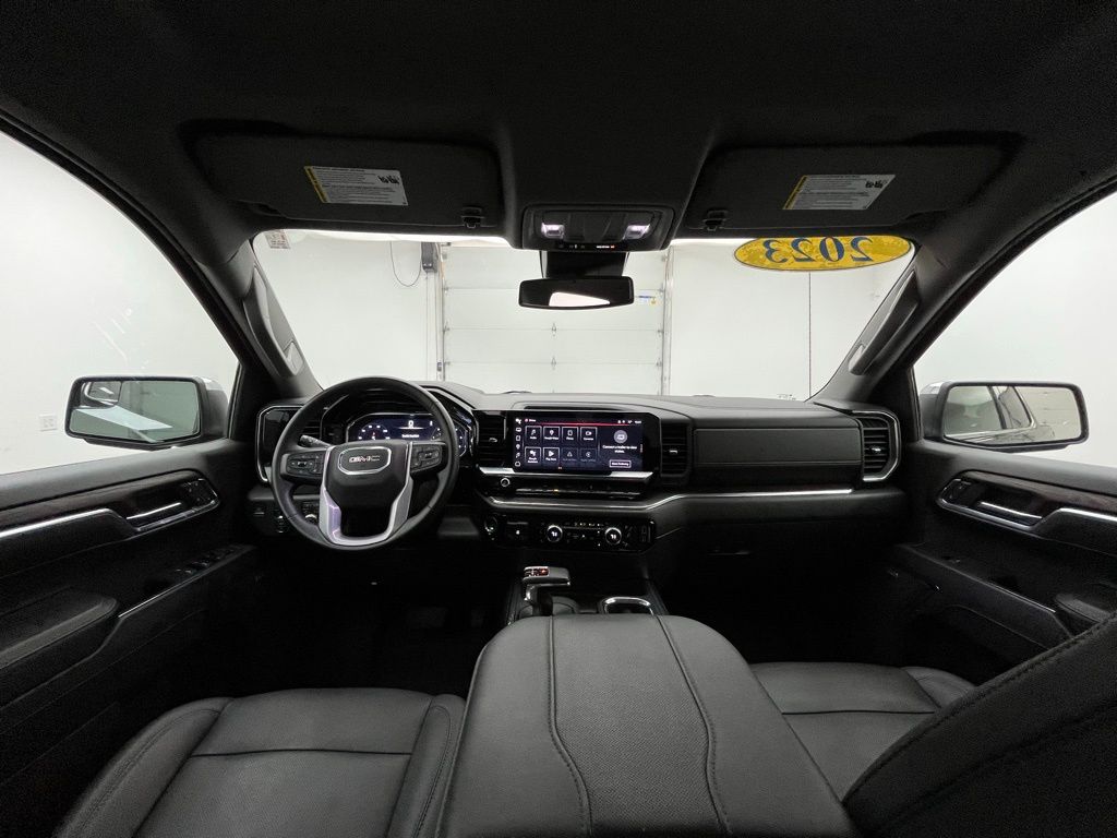 2023 Gmc Sierra 1500 SLT photo 2