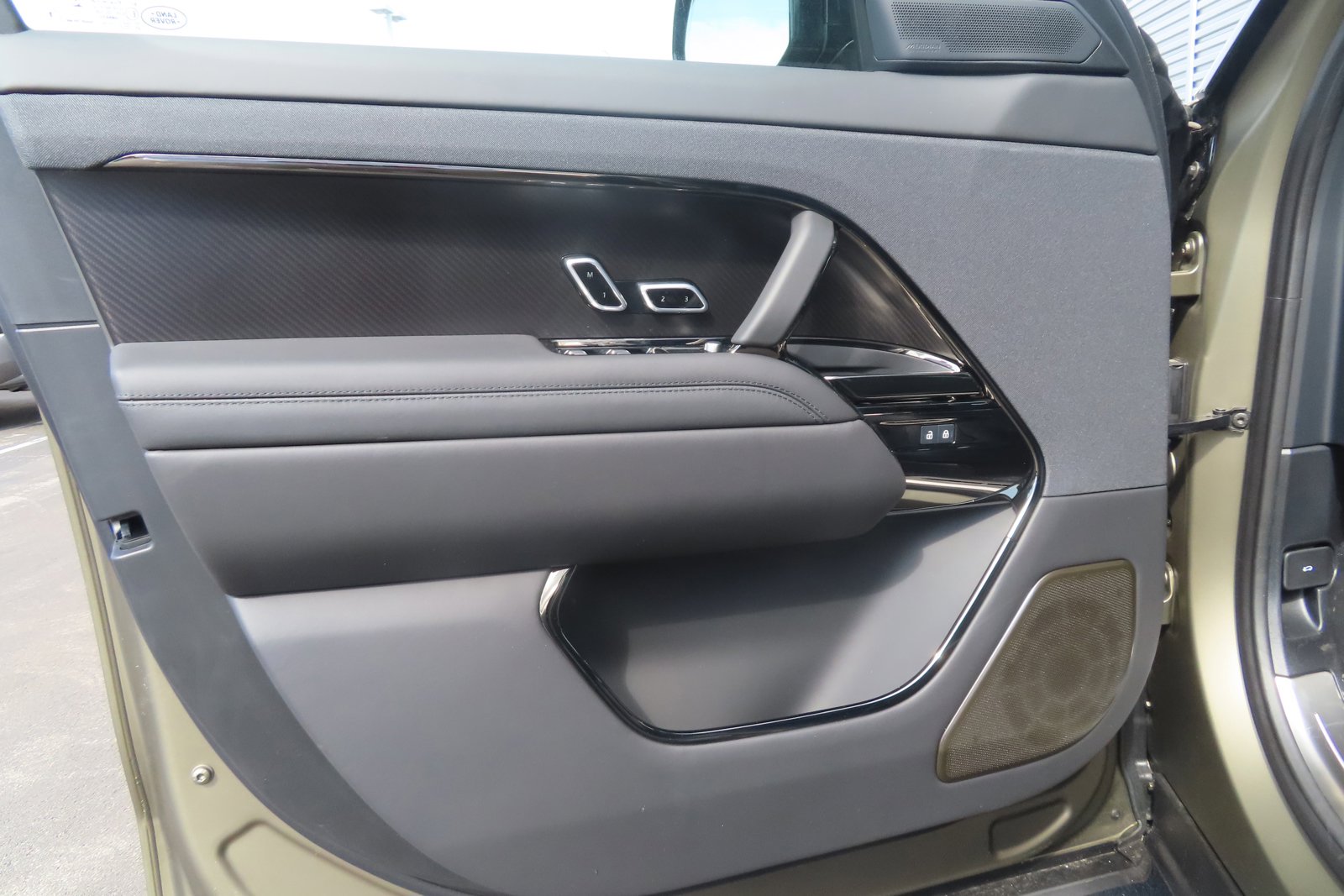 2024 Land Rover Range Rover Sport photo 23