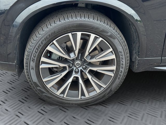 2022 Volvo XC90 T5 Momentum photo 21