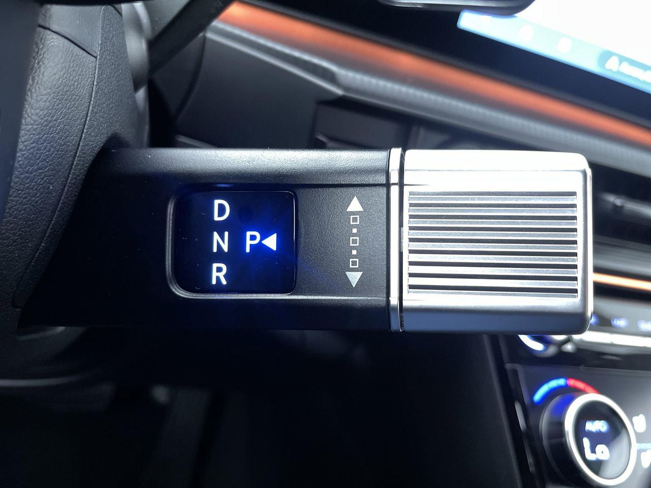 2025 Hyundai Santa Fe Calligraphy photo 19
