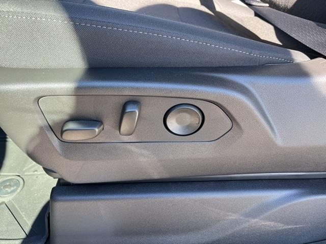 2025 Chevrolet Silverado 2500HD LT photo 7