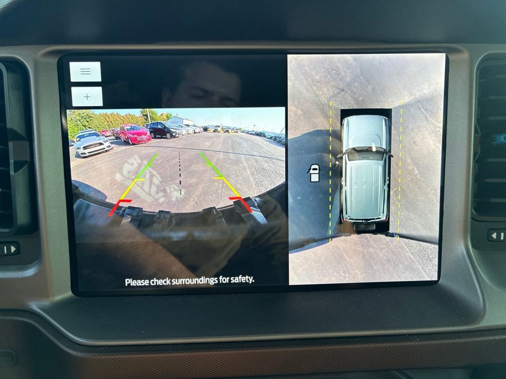 2023 Ford Bronco Outer Banks photo 34