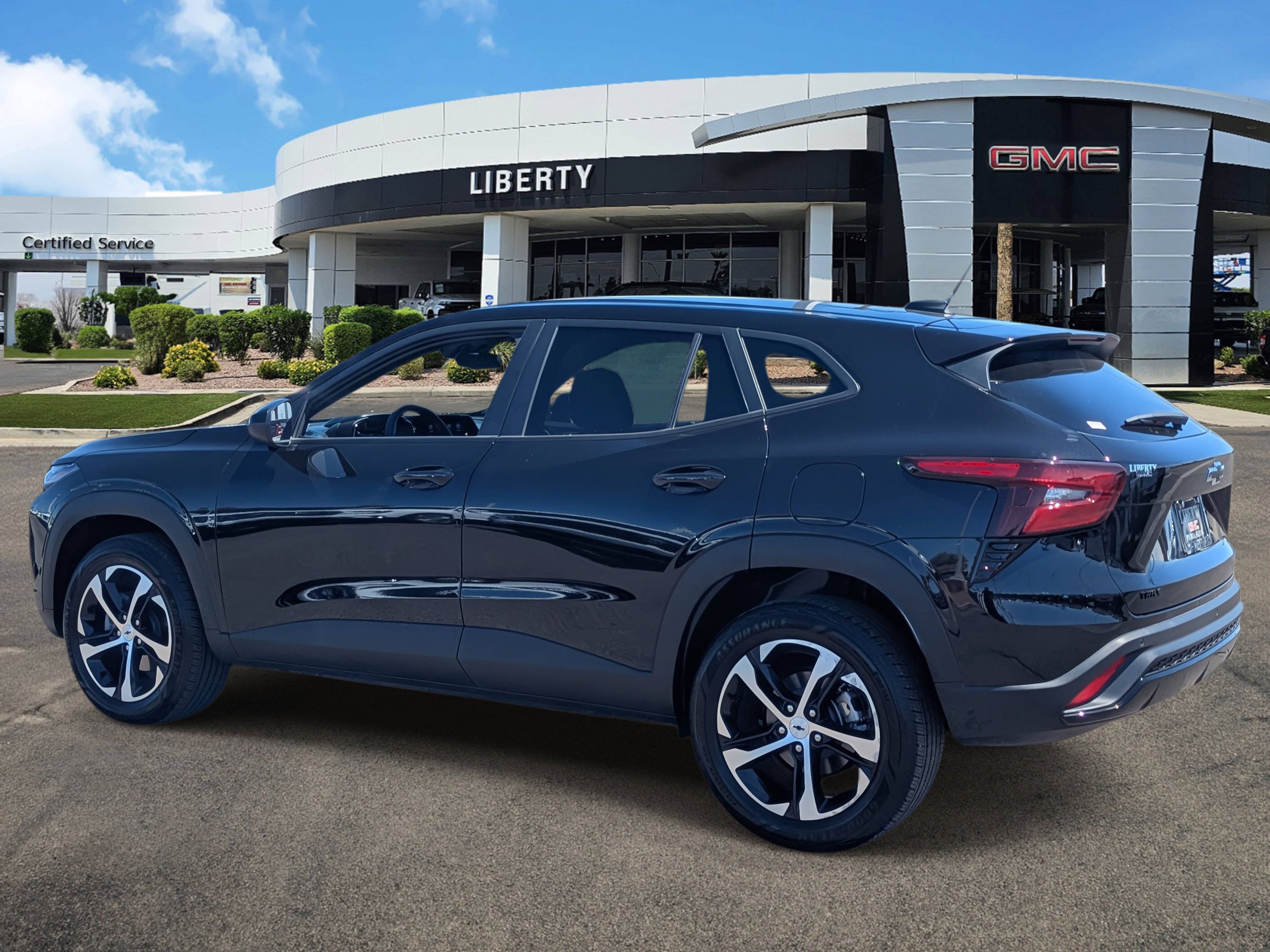 2025 Chevrolet Trax photo 7