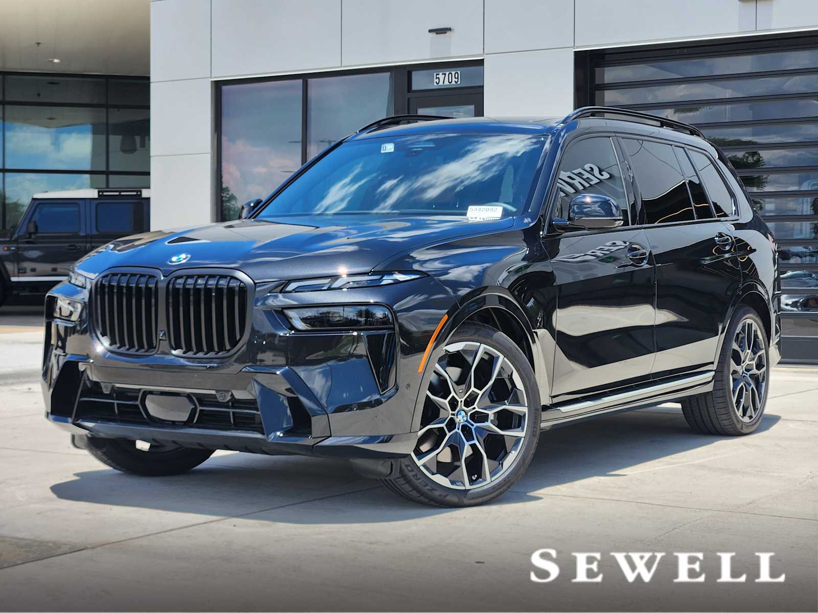 2025 BMW X7 xDrive40i