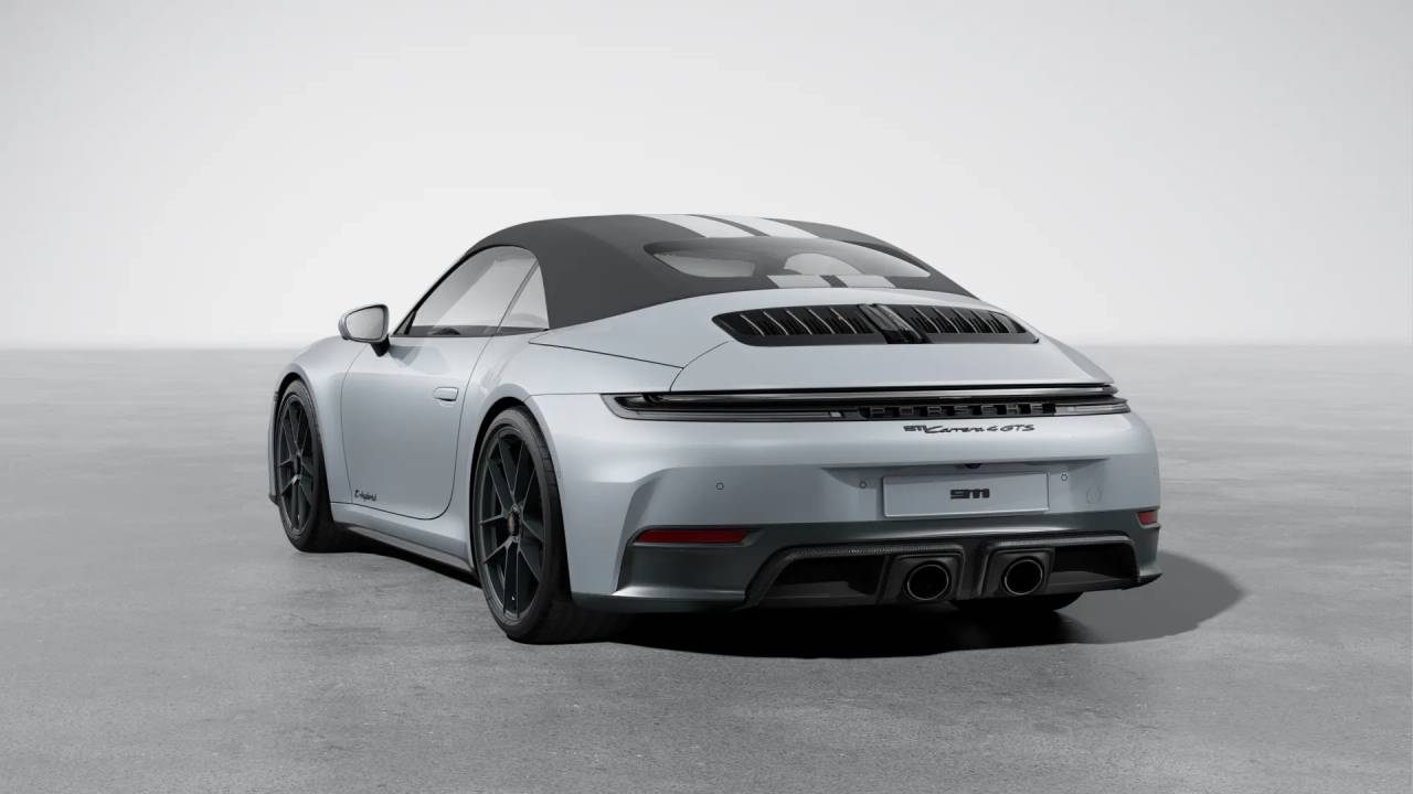 2026 Porsche 911 4 GTS Cabriolet photo 3