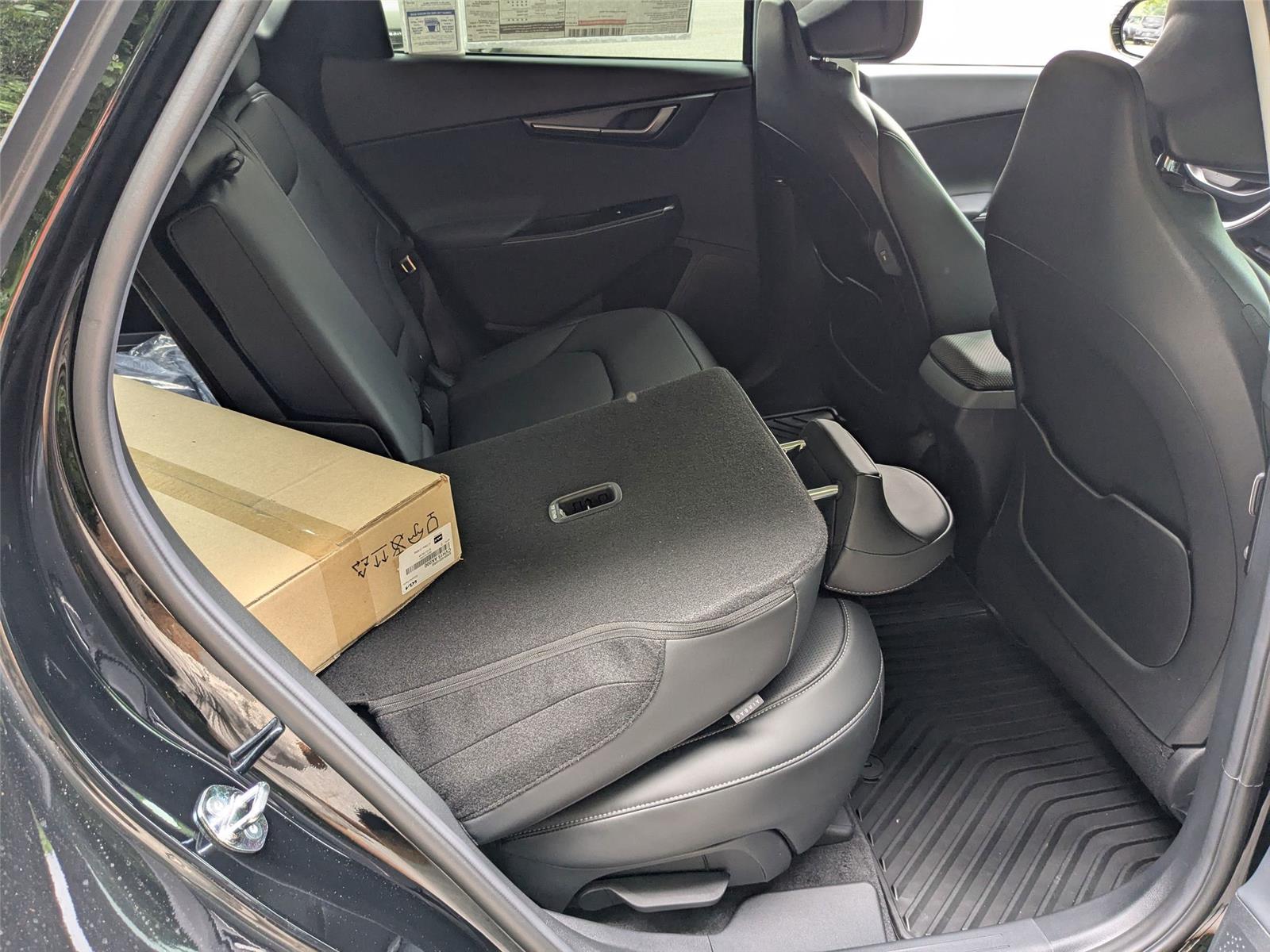 2025 Kia EV6 Light Wind photo 29
