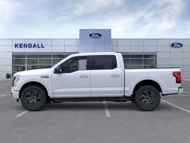 2025 Ford F-150 Lightning photo 3