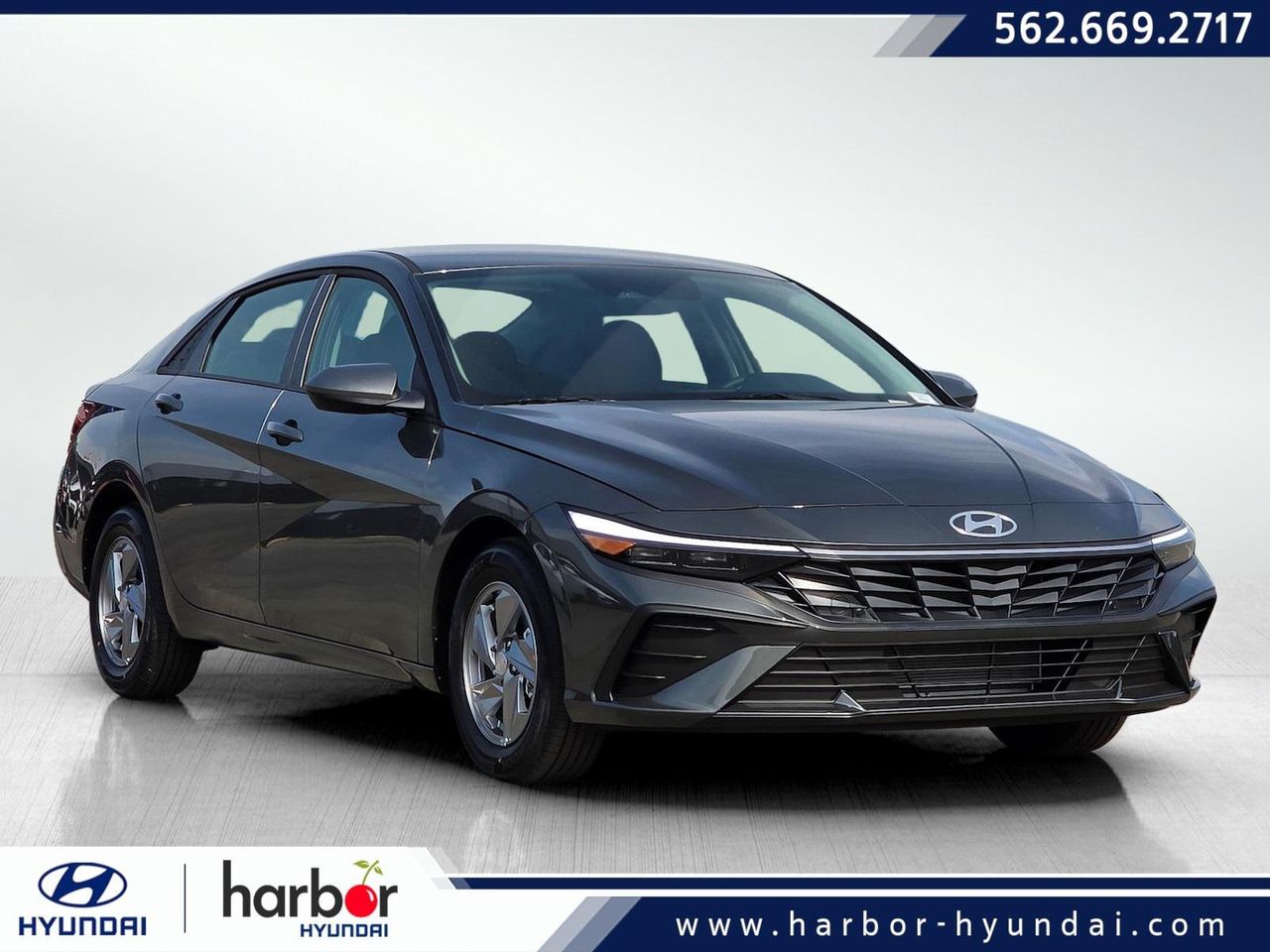 2026 Hyundai Elantra SE's photo