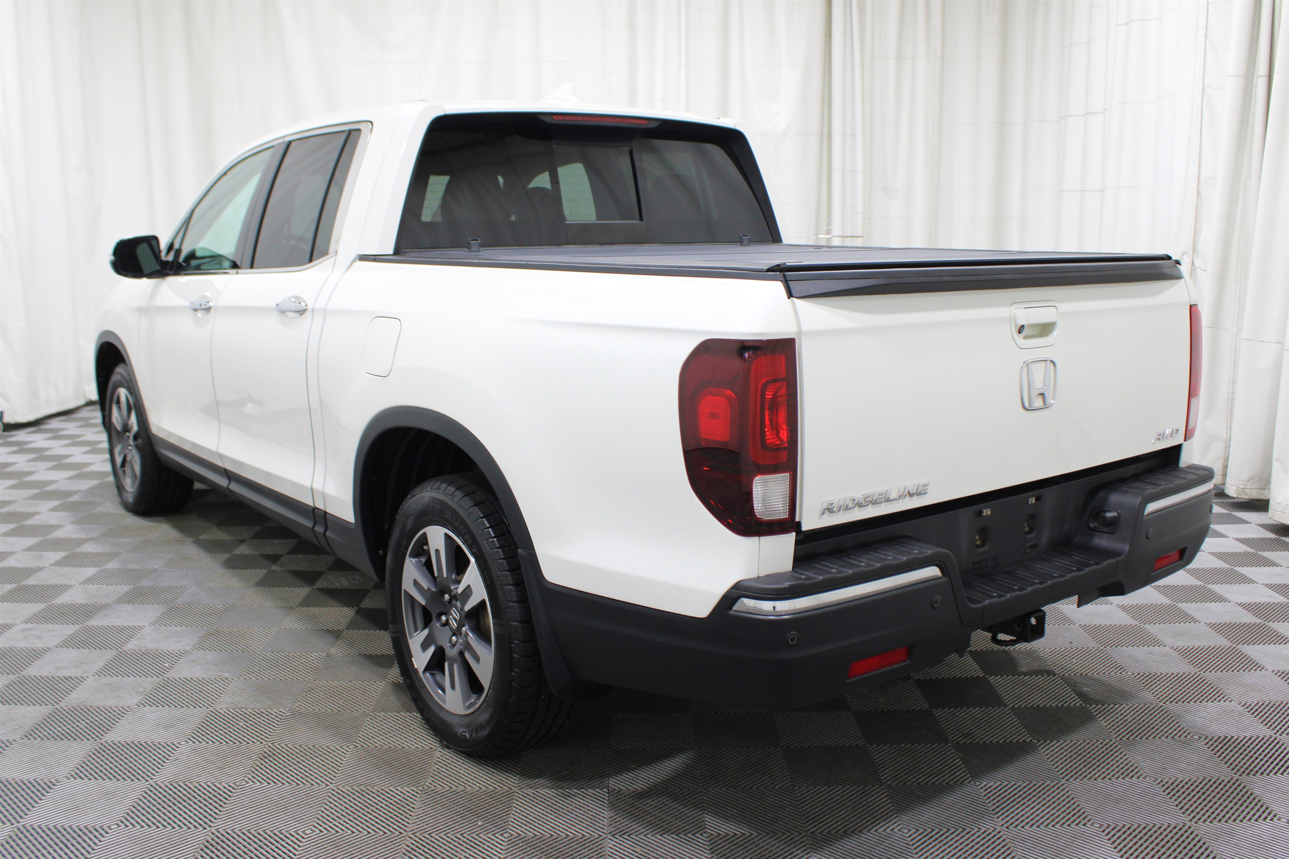 2019 Honda Ridgeline RTL-E photo 24