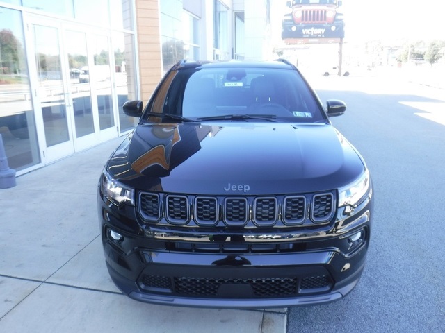2026 Jeep Compass Limited Altitude photo 3