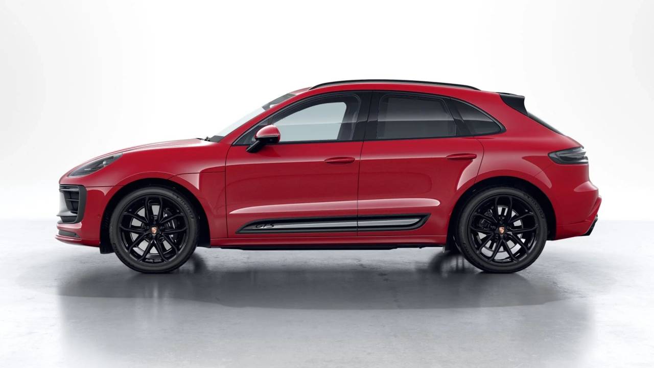 2026 Porsche Macan GTS photo 2