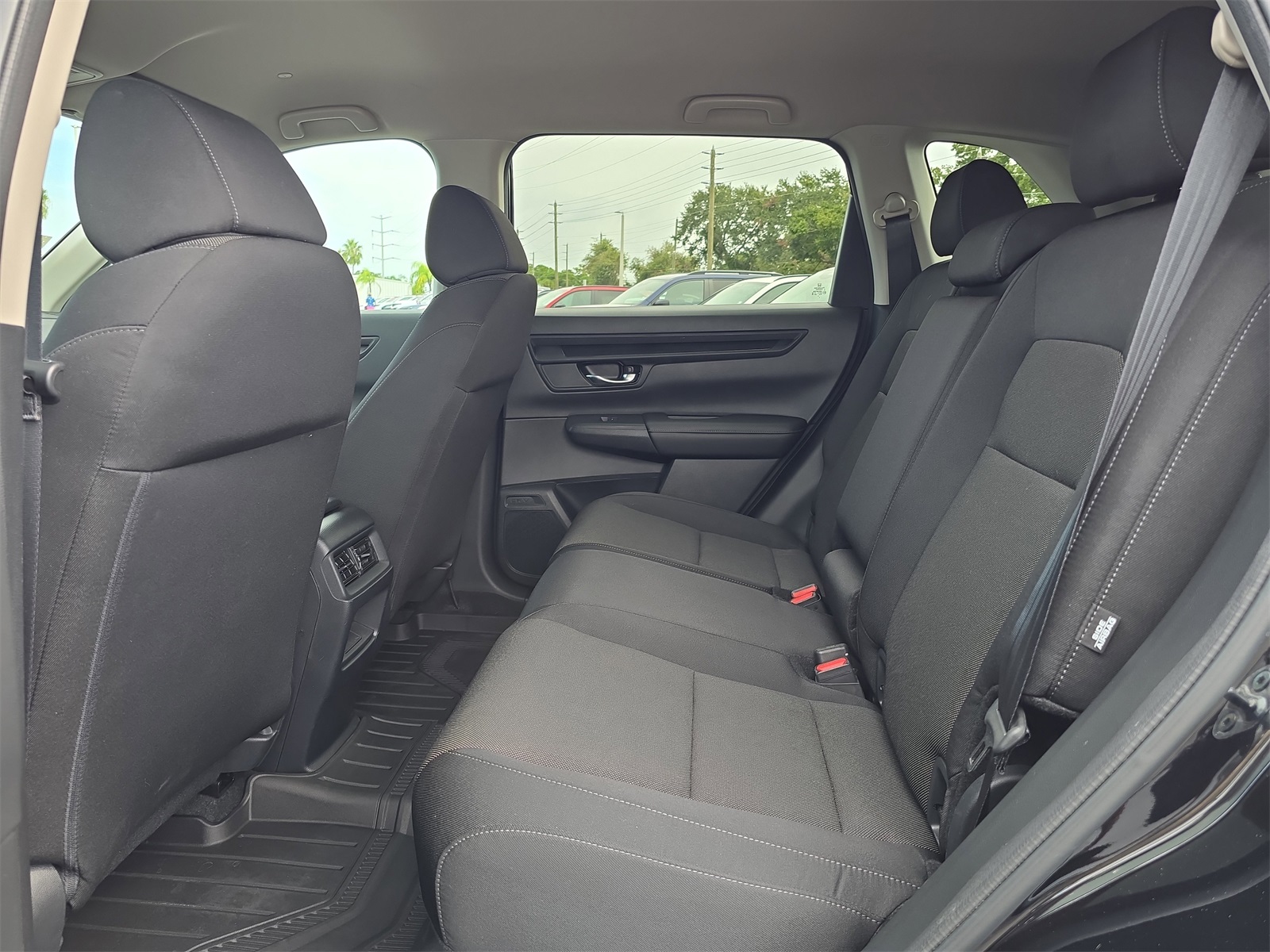 2025 Honda CR-V LX photo 14