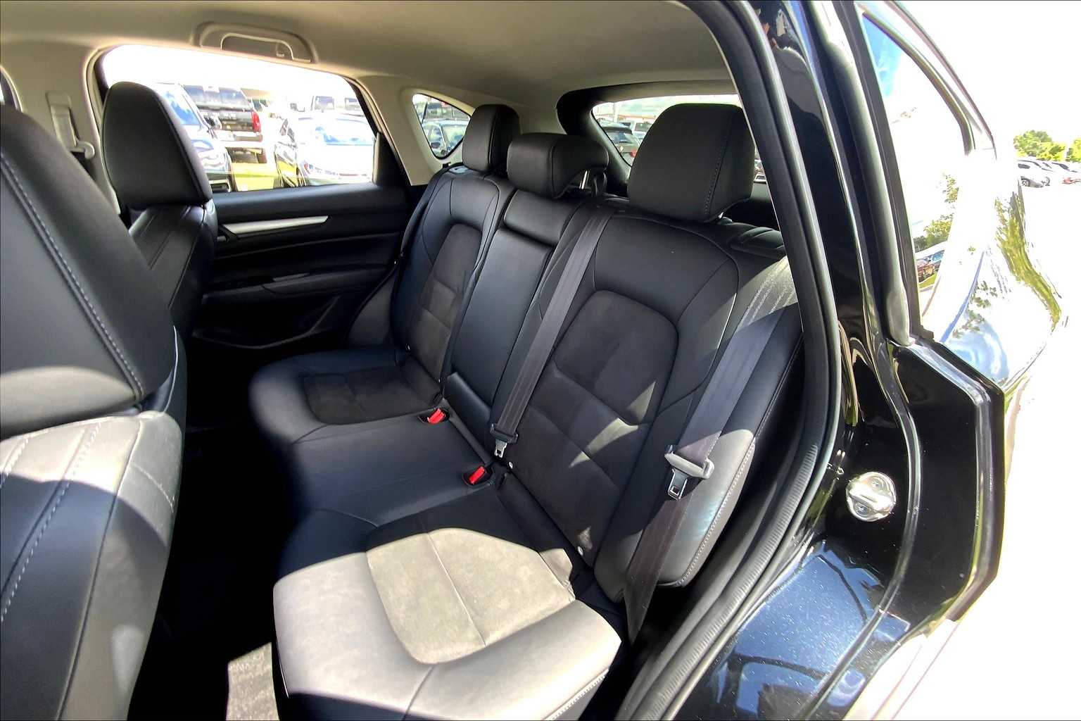 2021 Mazda CX-5 Touring photo 39