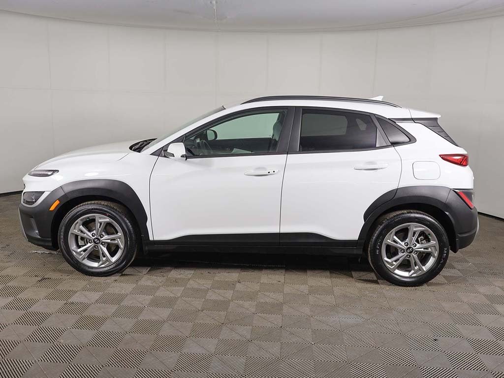 2023 Hyundai Kona SEL photo 6