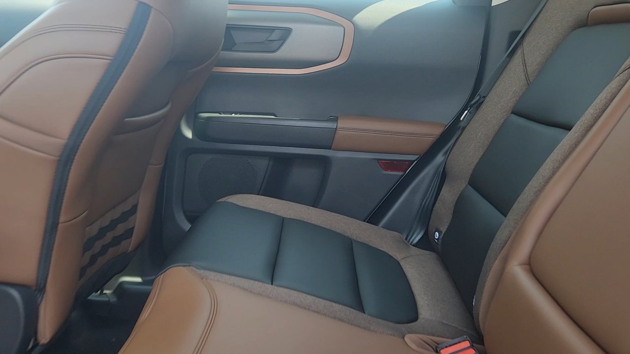 2025 Ford Bronco Sport Outer Banks photo 23