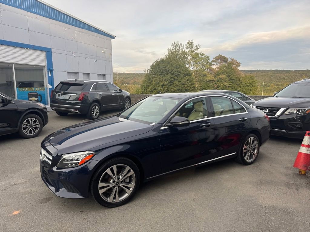 2019 Mercedes Benz C 300 4MATIC photo 2