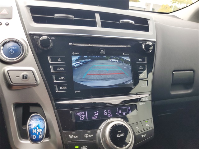 2017 Toyota Prius V Five photo 23