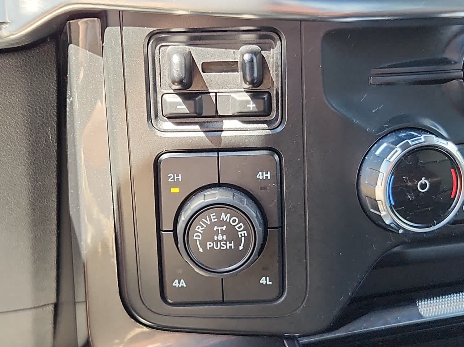 2022 Ford F-150 Lariat photo 15