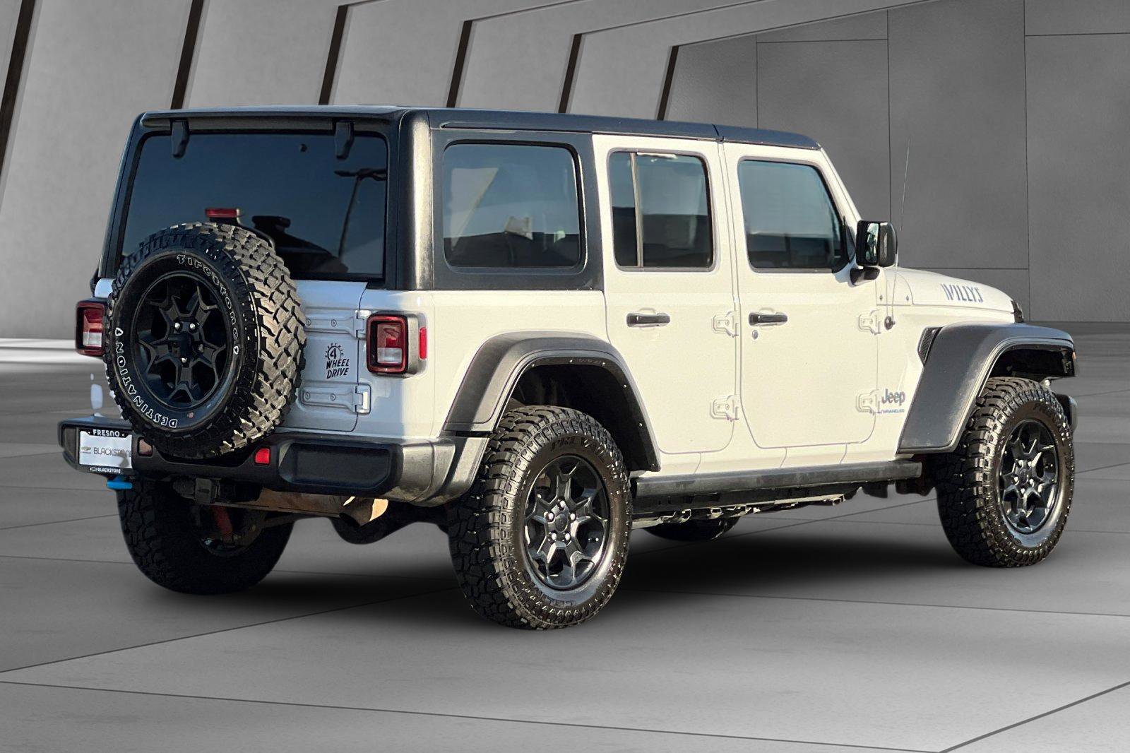 2023 Jeep Wrangler 4xe photo 3