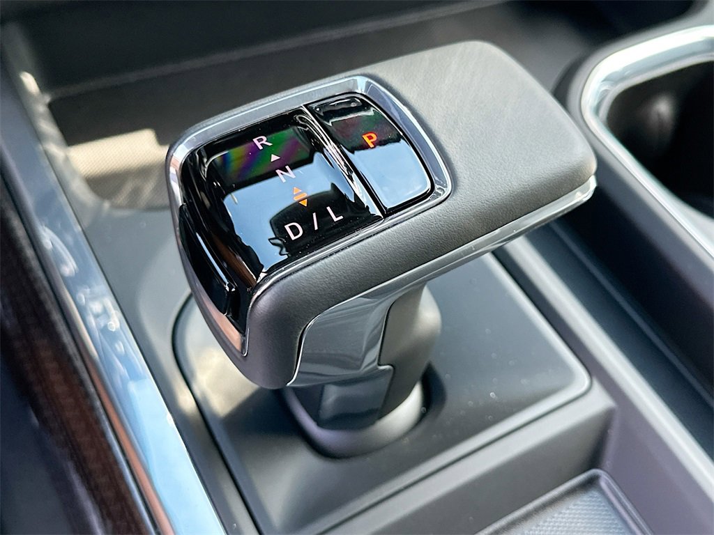 2025 Chevrolet Silverado 1500 LT Trail Boss photo 10