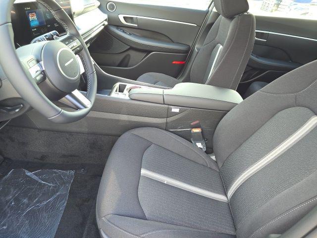 2026 Hyundai Sonata SEL Sport photo 3