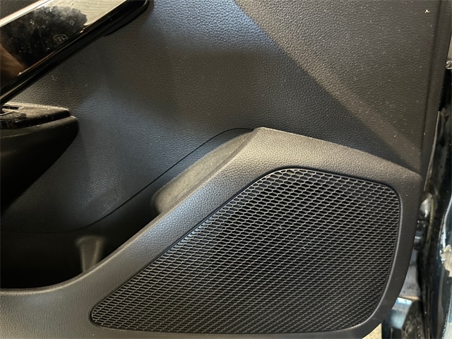 2021 Toyota Corolla XSE photo 19