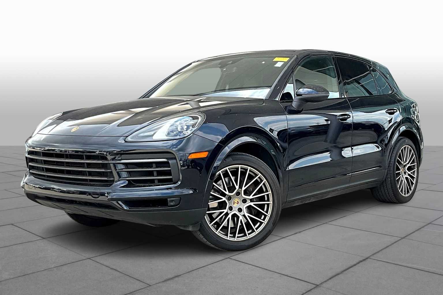 2023 Porsche Cayenne Base