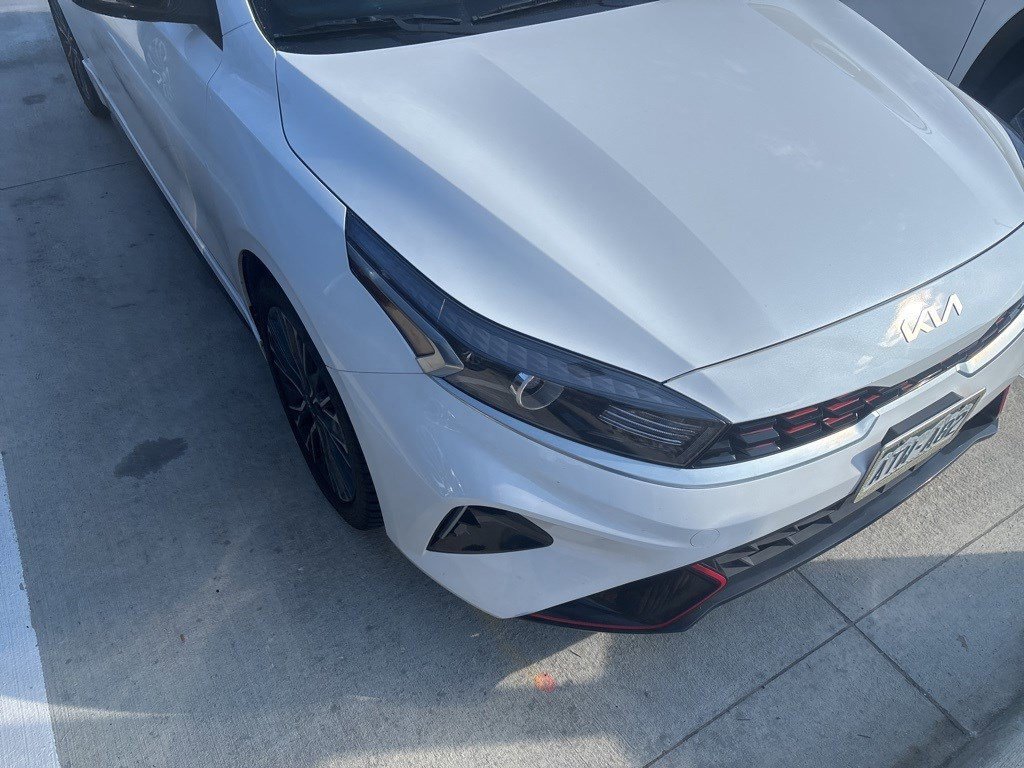 2023 Kia Forte GT-Line photo 3