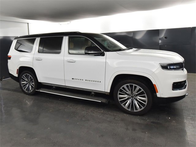 2024 Jeep Grand Wagoneer III photo 2