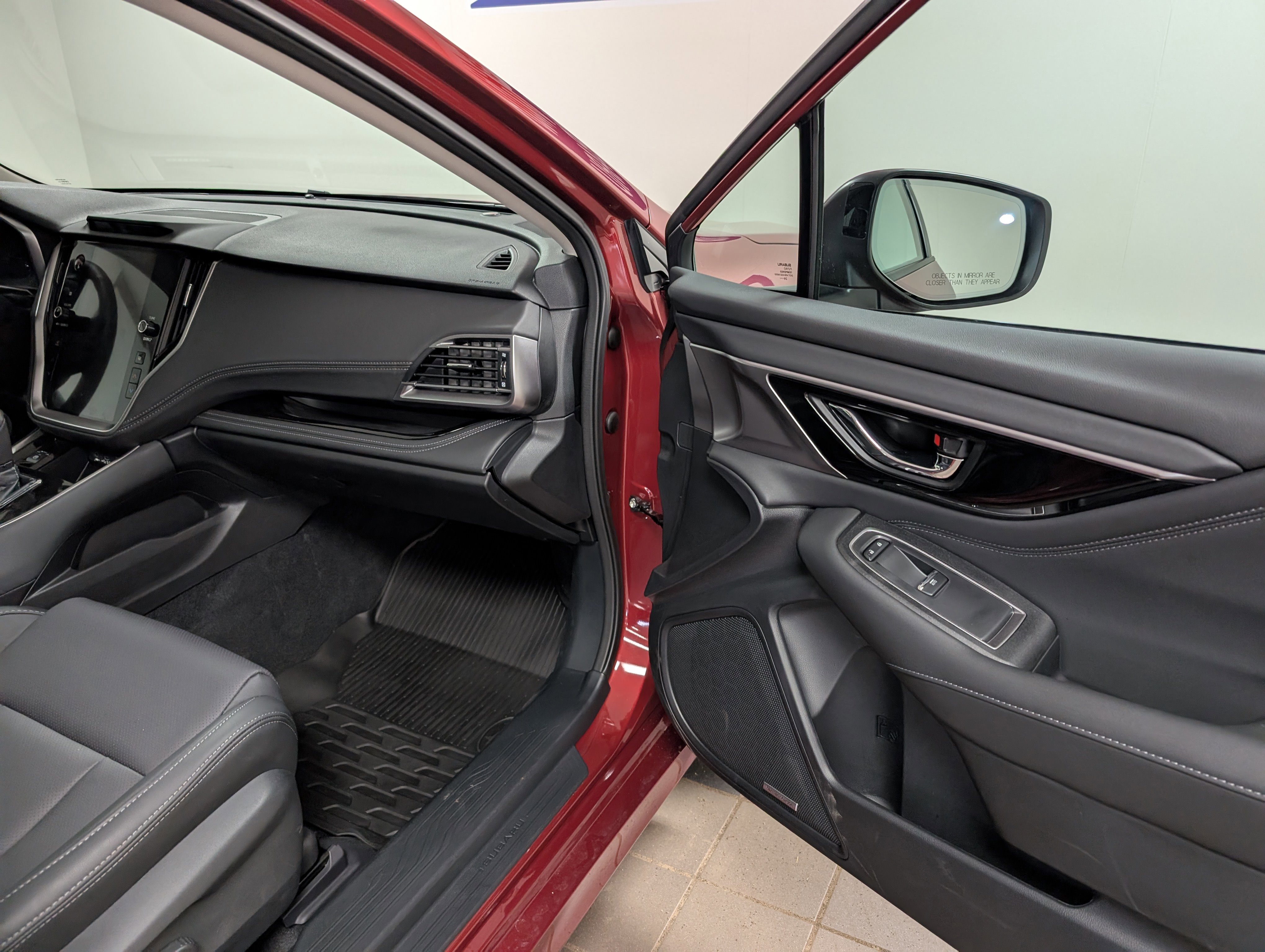 2025 Subaru Legacy Limited photo 21