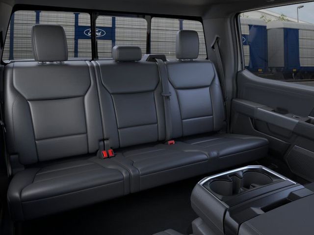 2025 Ford F-150 XLT photo 11