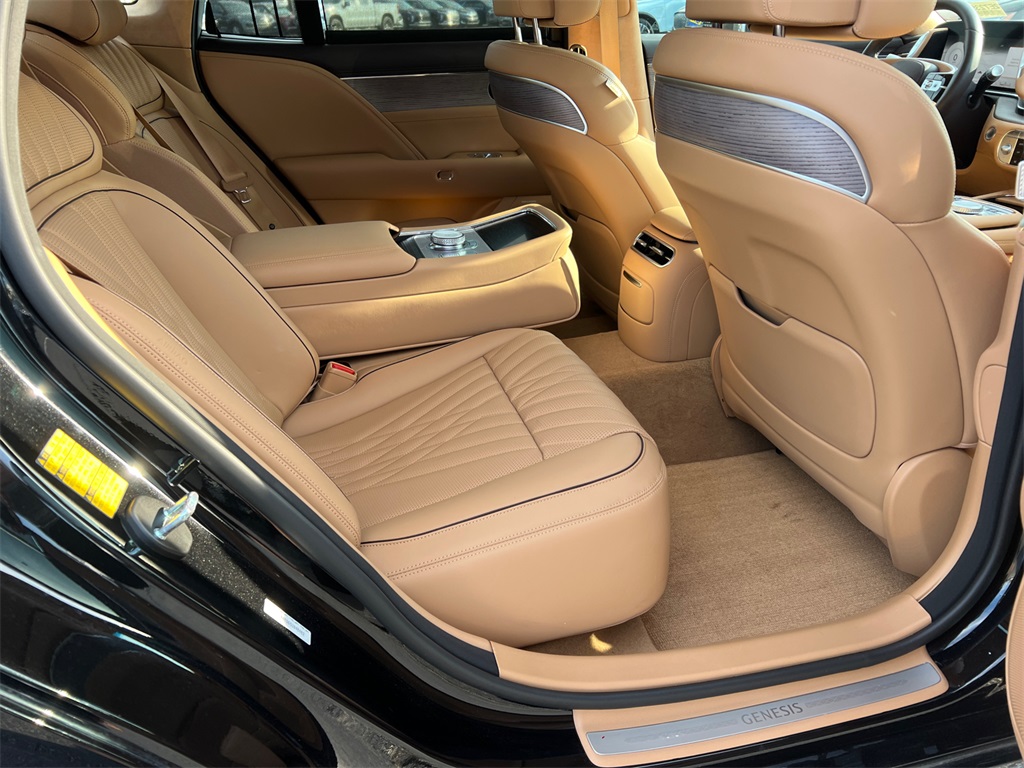 2025 Genesis G90 3.5T photo 15