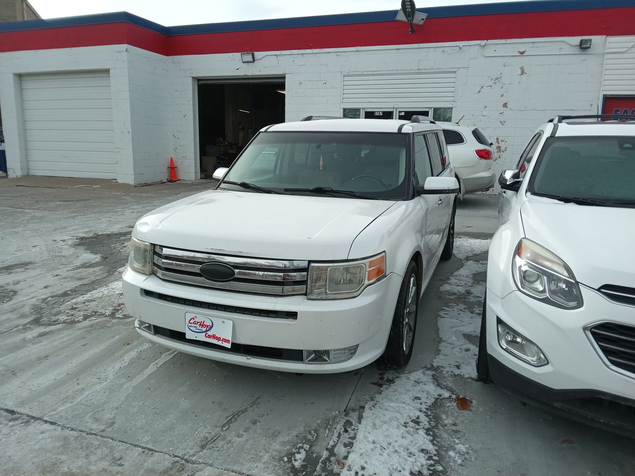 2010 Ford Flex SEL's photo