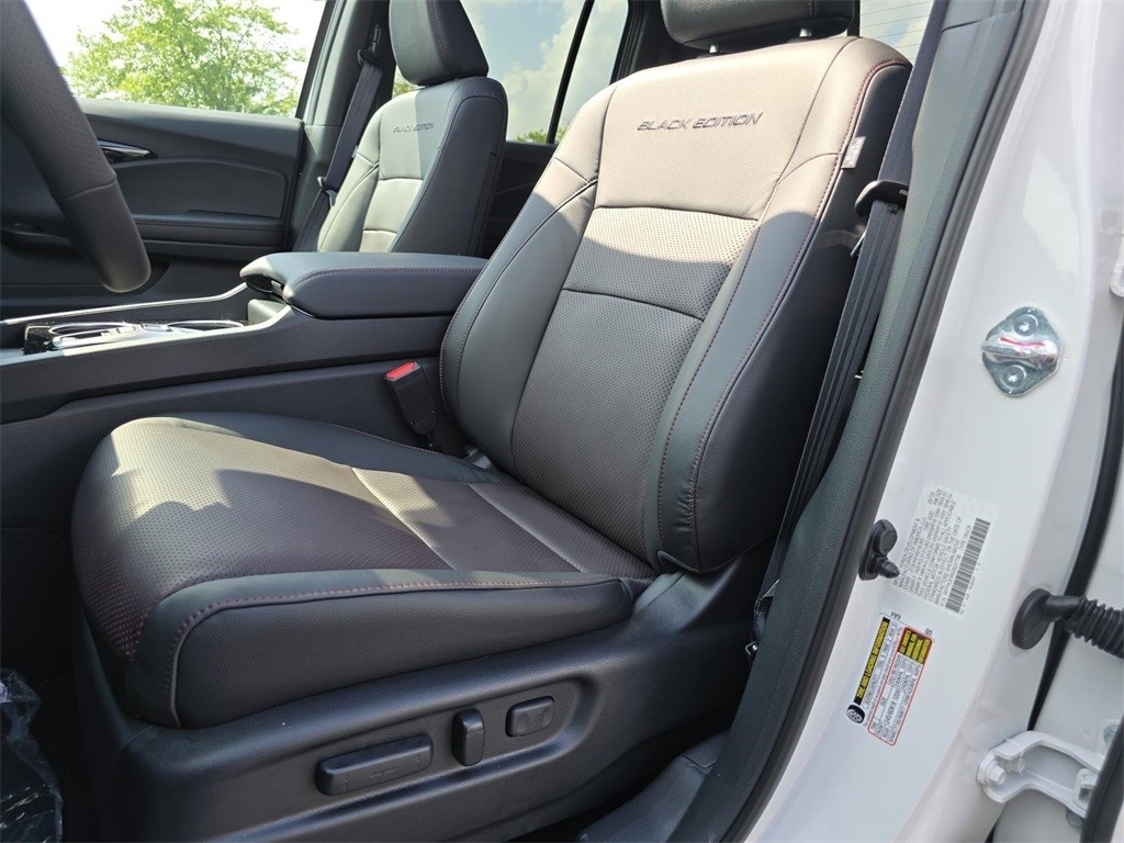 2025 Honda Ridgeline Black Edition photo 26