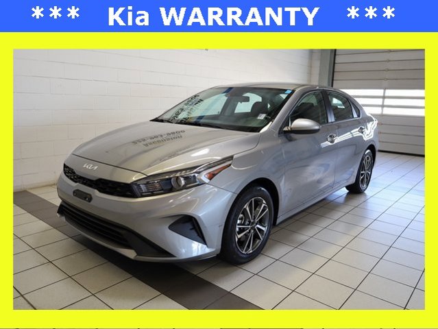 2024 Kia Forte LXS's photo