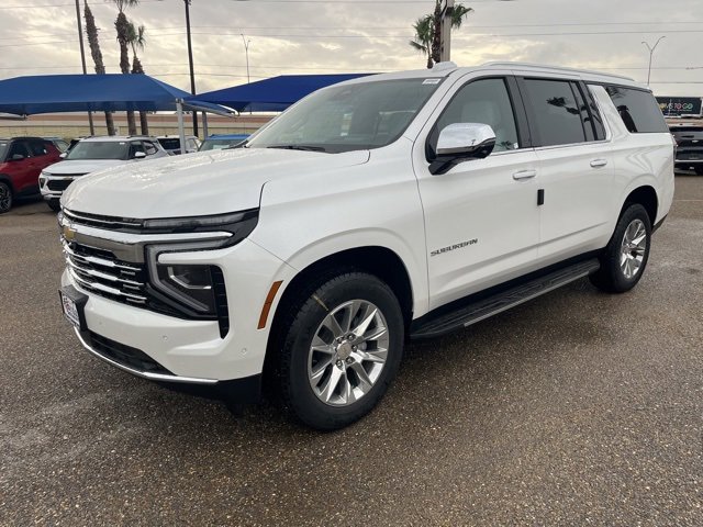 2025 Chevrolet Suburban Premier photo 3