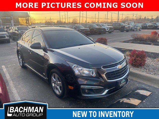 Used 2016 Chevrolet Cruze Limited 1LT with VIN 1G1PE5SB4G7135262 for sale in Jeffersontown, KY