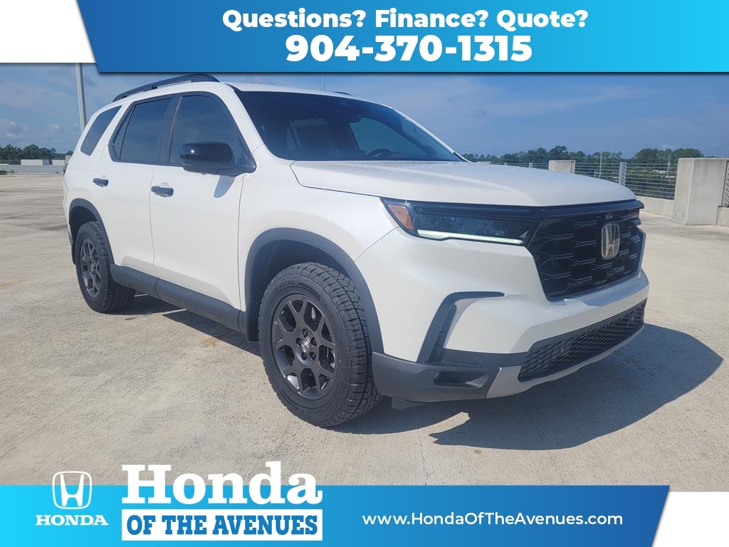 2025 Honda Pilot TrailSport's photo