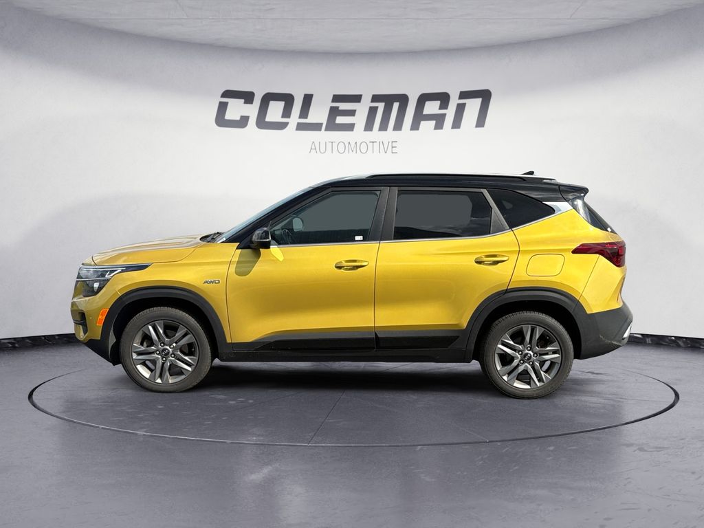 2021 Kia Seltos S photo 3