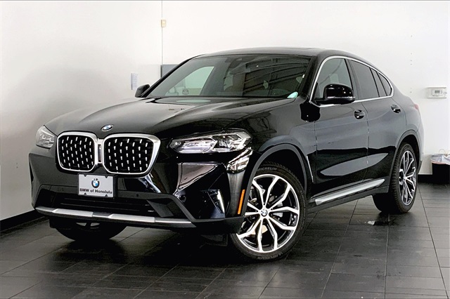 2023 BMW X4 30i's photo