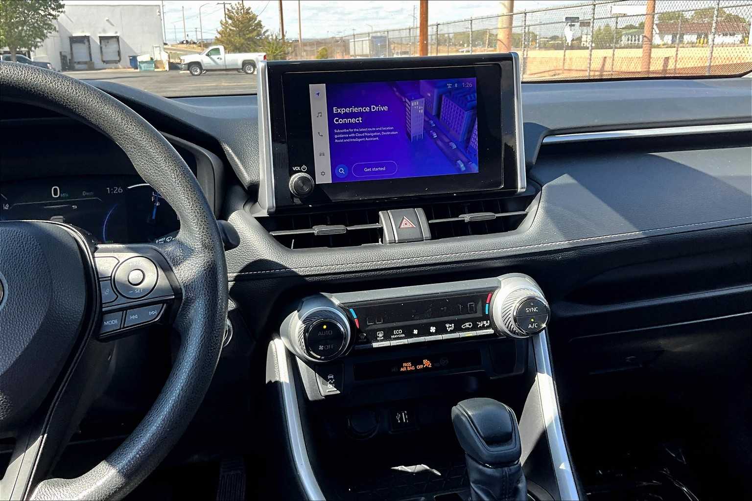 2024 Toyota RAV4 Hybrid XLE photo 6
