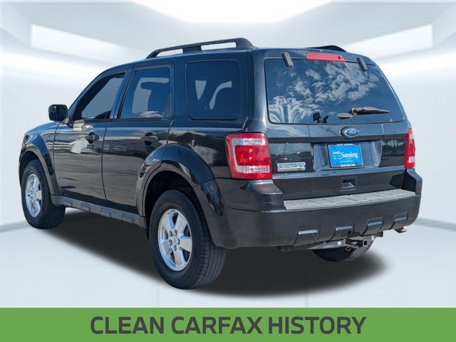 2011 Ford Escape XLT photo 4