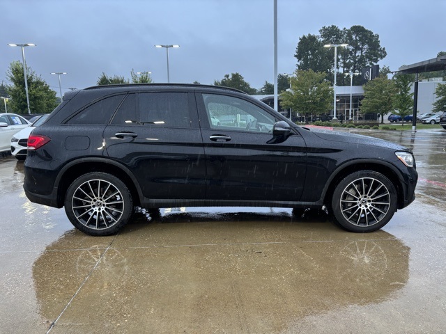 2021 Mercedes Benz GLC 300 photo 2