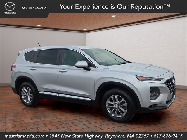 2019 Hyundai Santa Fe SE's photo