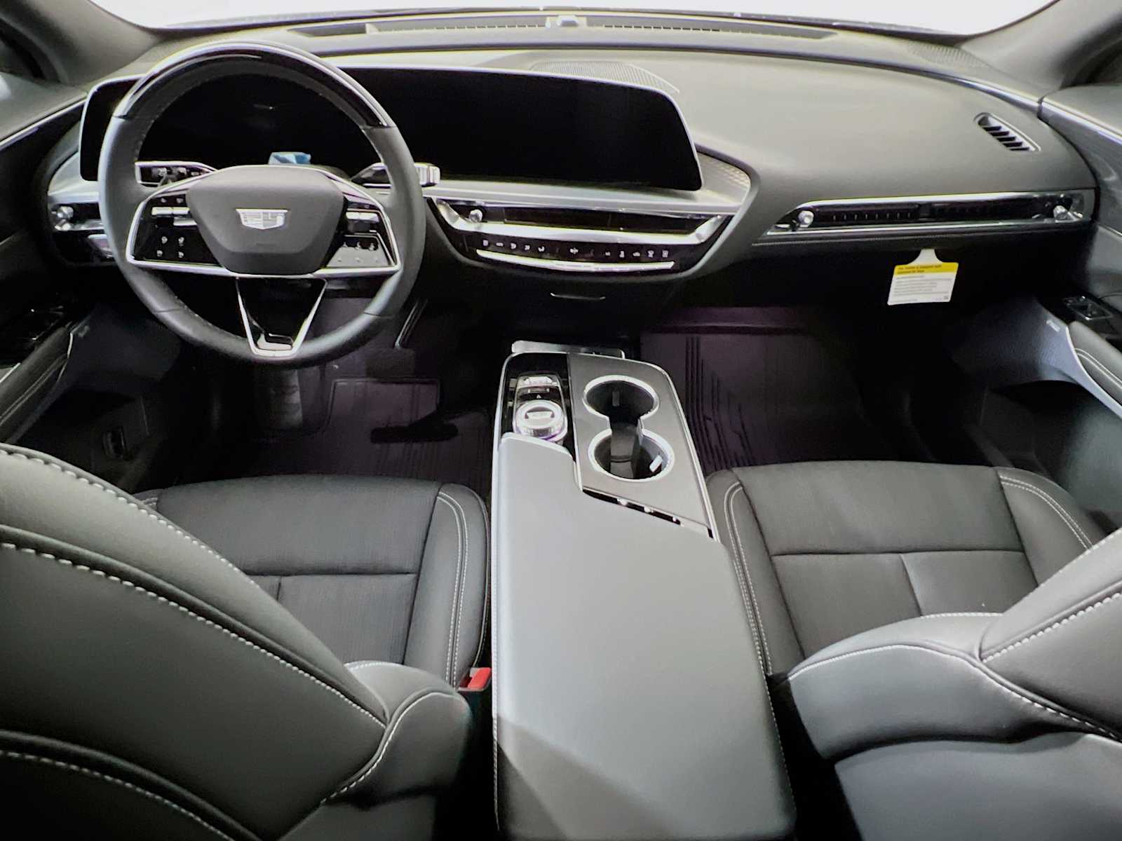 2025 Cadillac Lyriq Sport photo 3