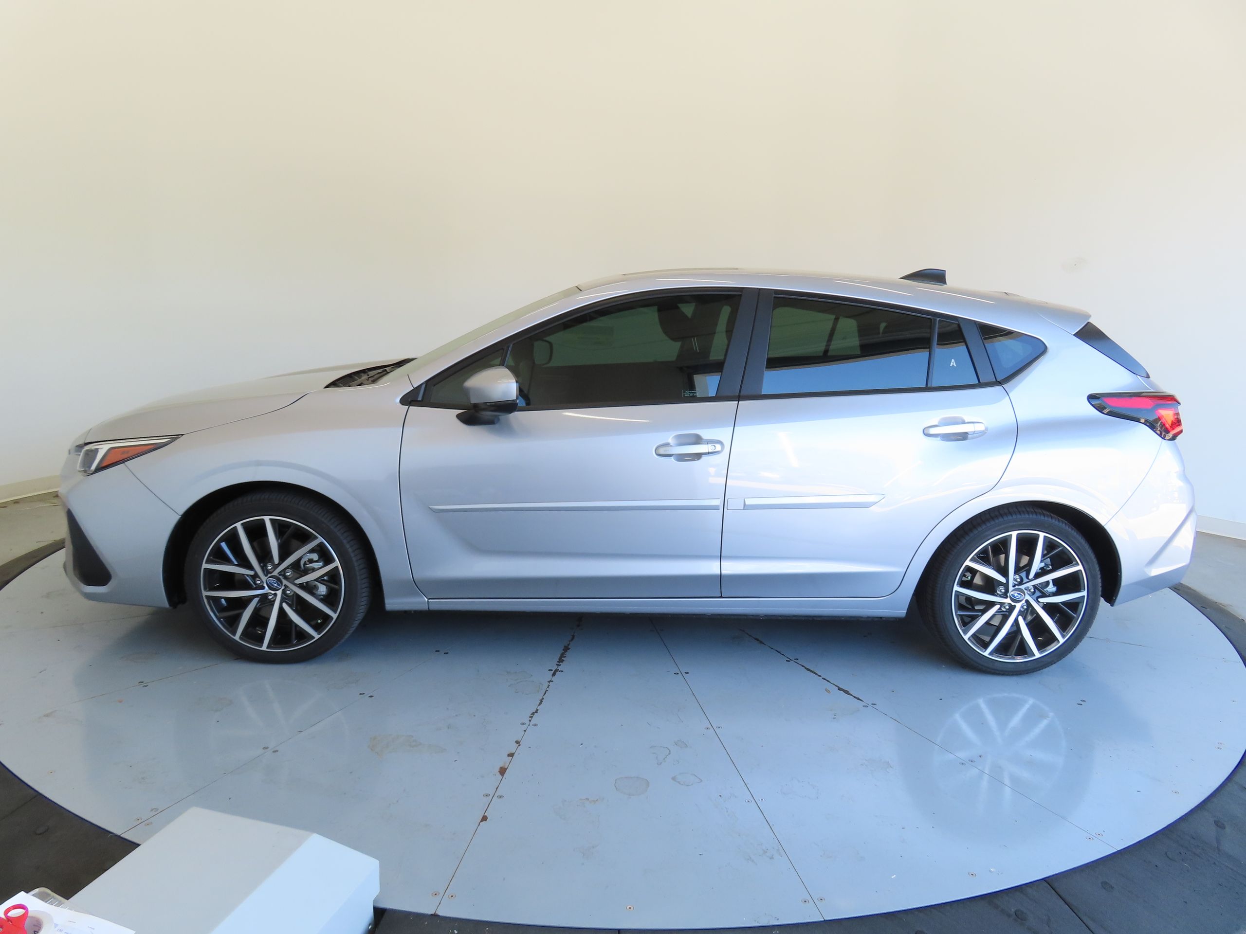 2025 Subaru Impreza Sport photo 6