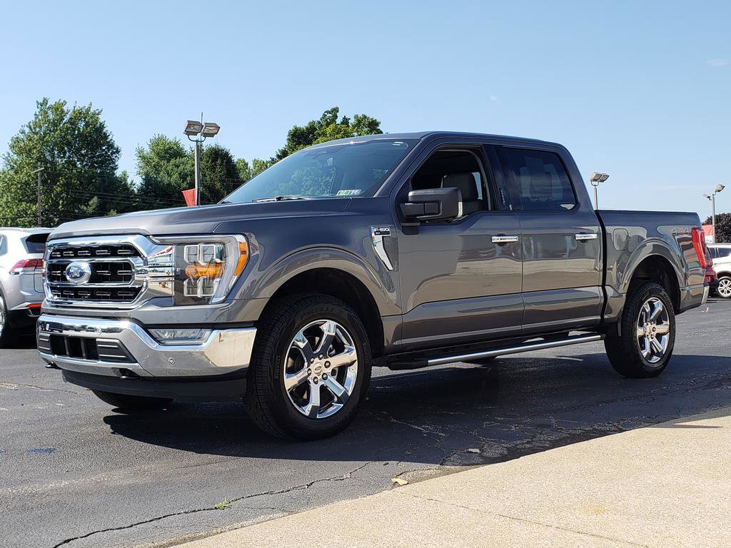 2023 Ford F-150 XLT photo 2